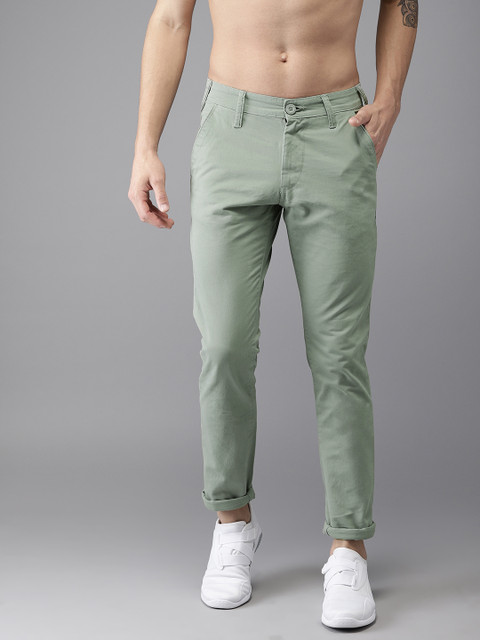 

HERE&NOW Men Green Slim Fit Solid Chinos