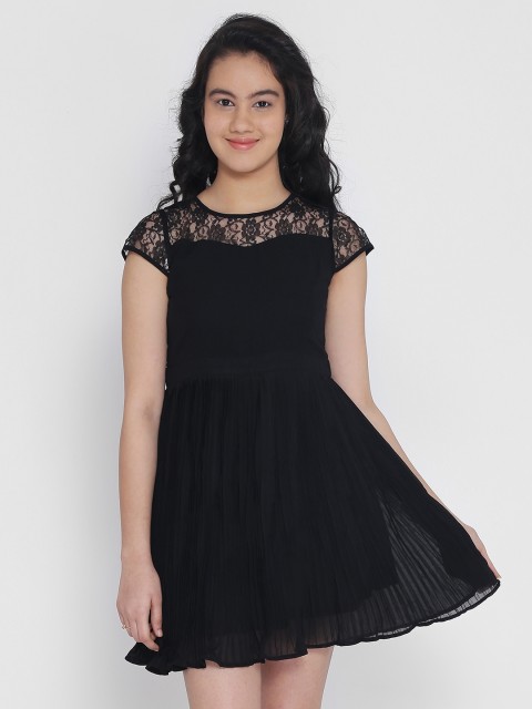 

Natilene Girls Black Self Design Fit and Flare Dress
