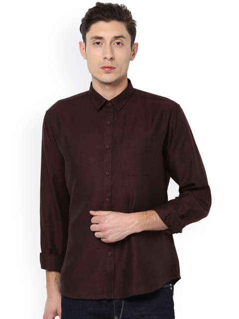

V Dot Men Brown Slim Fit Solid Casual Shirt