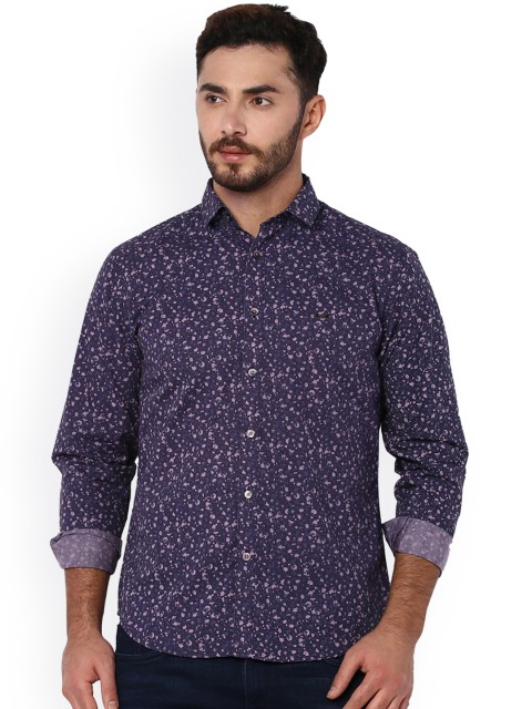 

V Dot Men Navy Blue Slim Fit Printed Casual Shirt