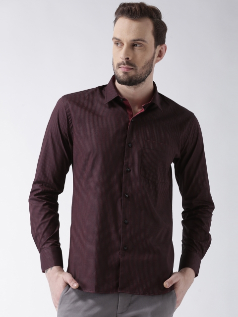 

TABARD Men Maroon Smart Slim Fit Printed Casual Shirt