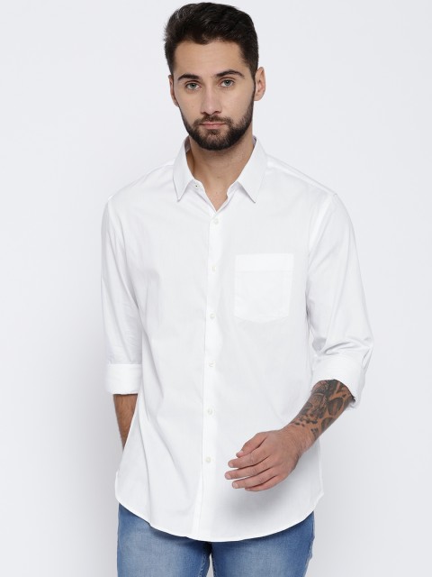 

Numero Uno Men White Slim Fit Solid Casual Shirt