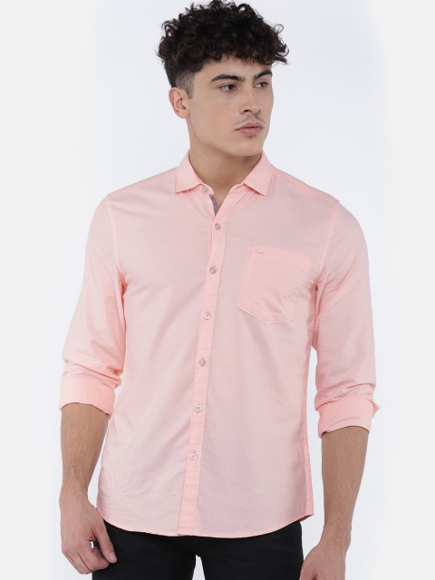 

Lee Men Peach-Coloured Slim Fit Solid Casual Shirt