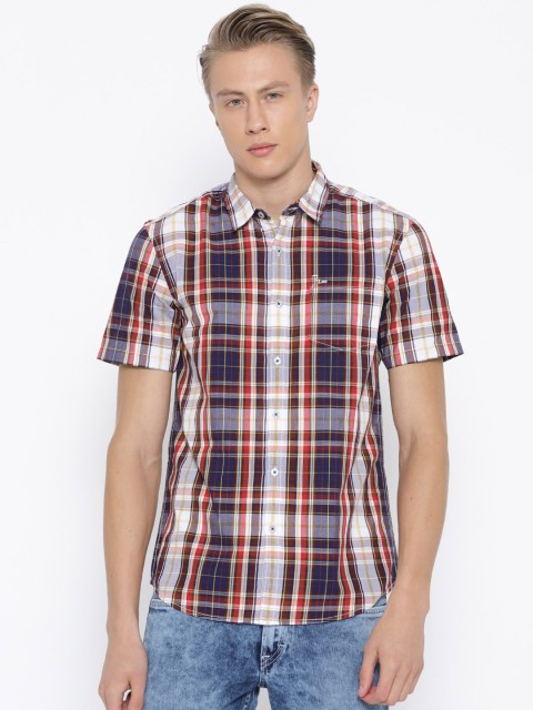 

Lee Men Maroon & Navy Blue Super Slim Fit Checked Casual Shirt