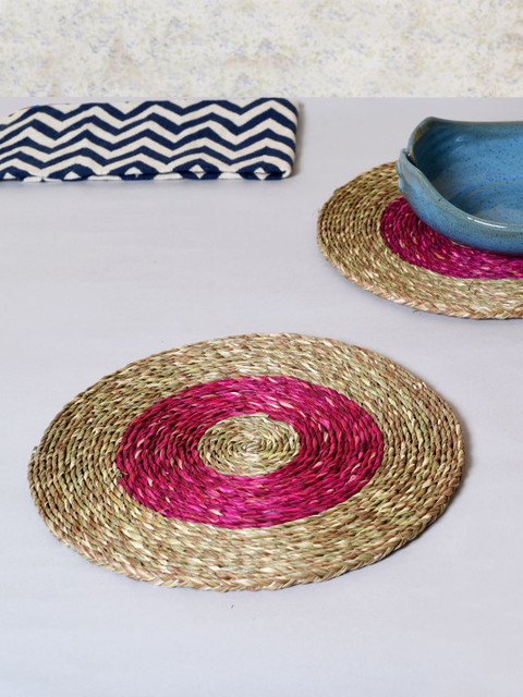 

Unravel India Pink & Beige Set of 2 Dish Coasters