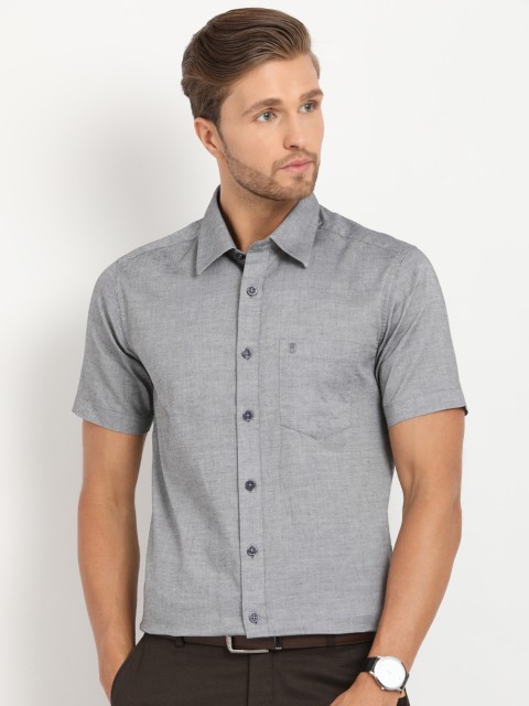 

Classic Polo Men Grey Slim Fit Solid Casual Shirt