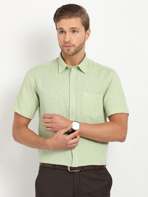 

Classic Polo Men Green Slim Fit Self Design Casual Shirt