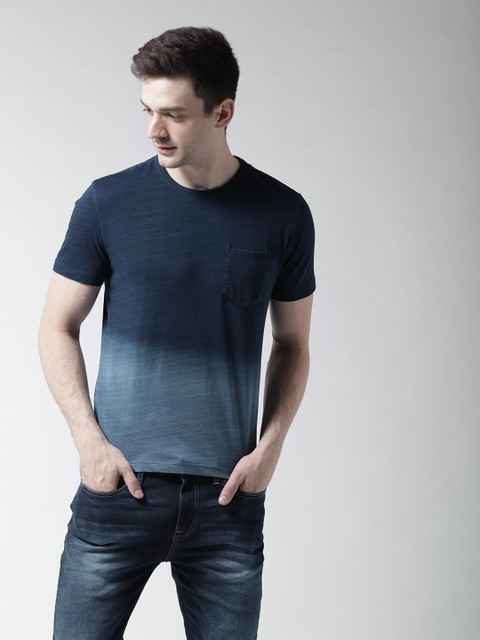 

Aeropostale Men Blue Dyed Round Neck T-shirt