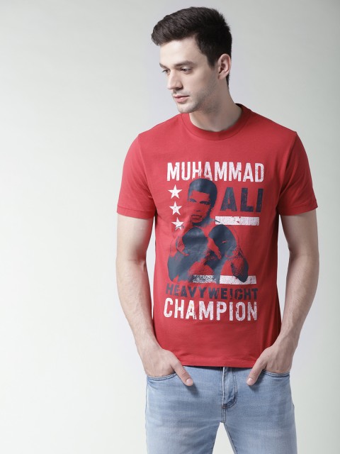 

Aeropostale Men Red Printed Round Neck T-shirt