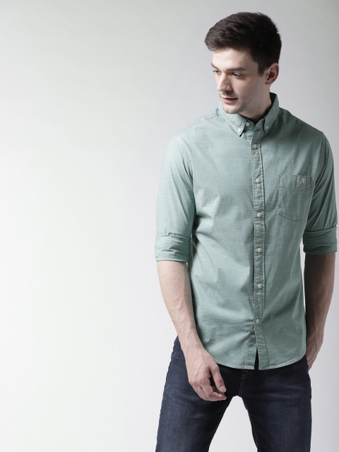 

Aeropostale Men Green Regular Fit Solid Casual Shirt