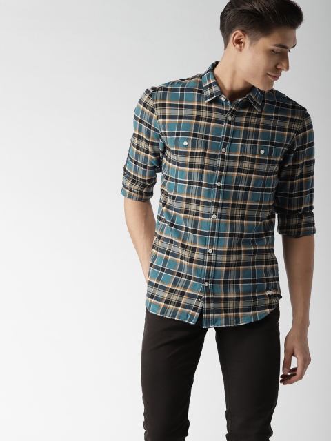 

Aeropostale Men Teal Green & Black Checked Casual Shirt