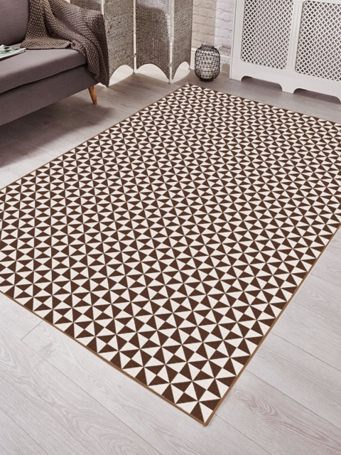 

Saral Home Brown & Beige Geometric Print Carpet
