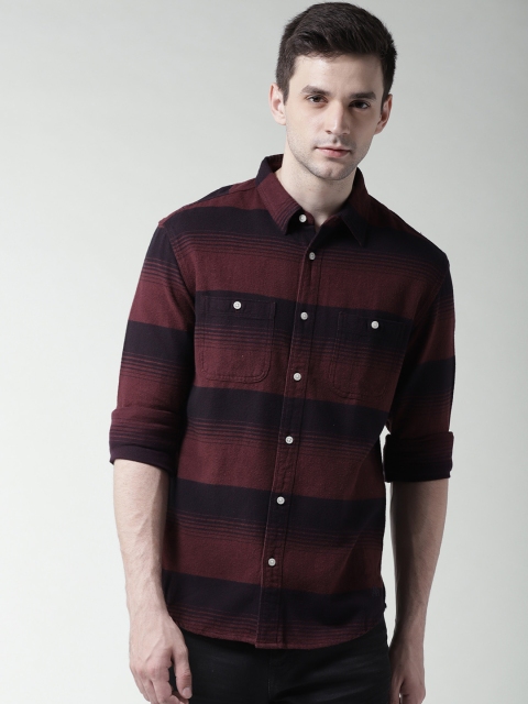 

Aeropostale Men Burgundy Regular Fit Striped Casual Shirt