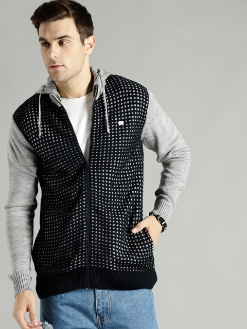 

Roadster Men Grey Melange & Navy Blue Self Design Cardigan