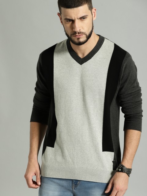 

Roadster Men Grey Colourblocked Pullover