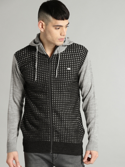 

Roadster Men Grey Melange & Black Self Design Cardigan