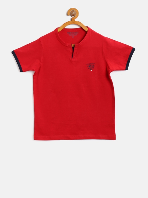 

Monte Carlo Boys Red Solid Round Neck T-shirt
