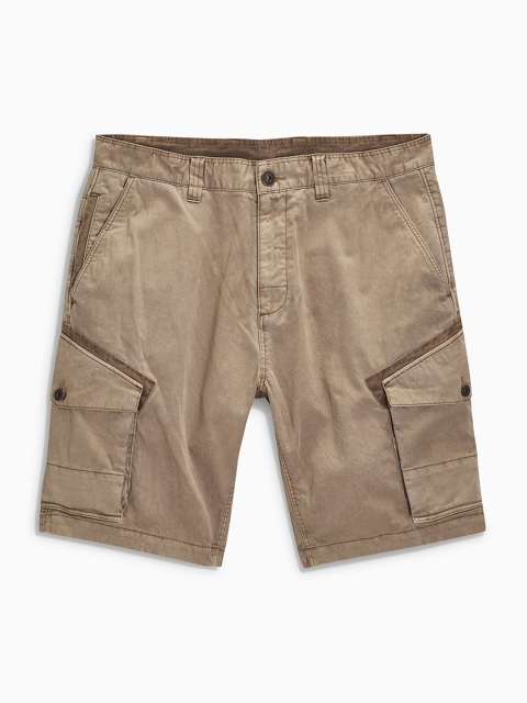 

next Men Brown Solid Slim Fit Cargo Shorts