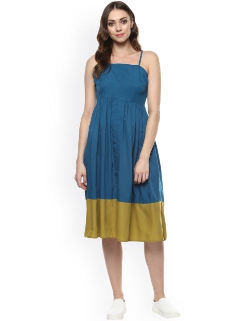 

MABISH by Sonal Jain Women Teal Colourblocked Fit and Flare Dress