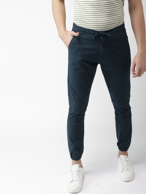 

Mast & Harbour Men Navy Solid Cropped Joggers, Navy blue