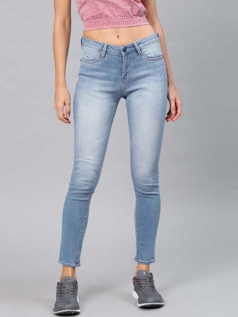 

HRX by Hrithik Roshan Women Blue Skinny Fit Mid-Rise Clean Look Stretchable Jeans