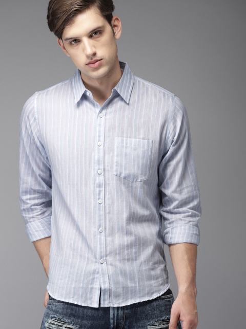

HERE&NOW Men Blue & White Regular Fit Striped Casual Shirt