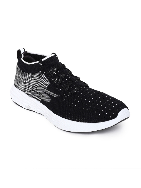 

Skechers Women GO RUN 6 Black Running Shoes