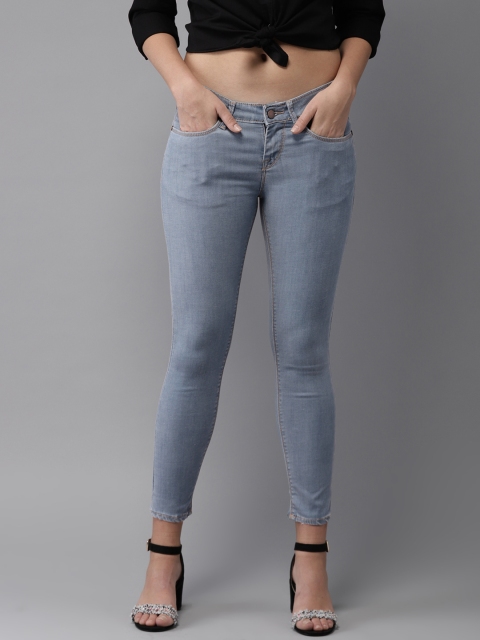 

HERE&NOW Women Blue Skinny Fit Mid-Rise Clean Look Stretchable Cropped Jeans