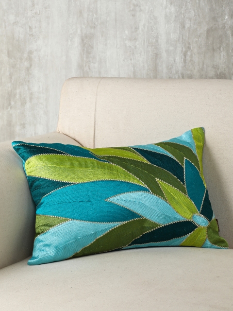 

Pure Home and Living Blue Single Floral Rectangle Cushion Cover