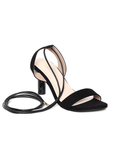 

Monrow Women Black Solid Gladiators