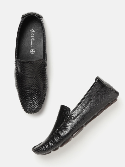 

Mast & Harbour Men Black Snake Skin Textured Loafers