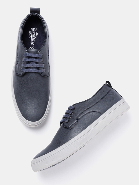 

Roadster Men Navy Blue Sneakers