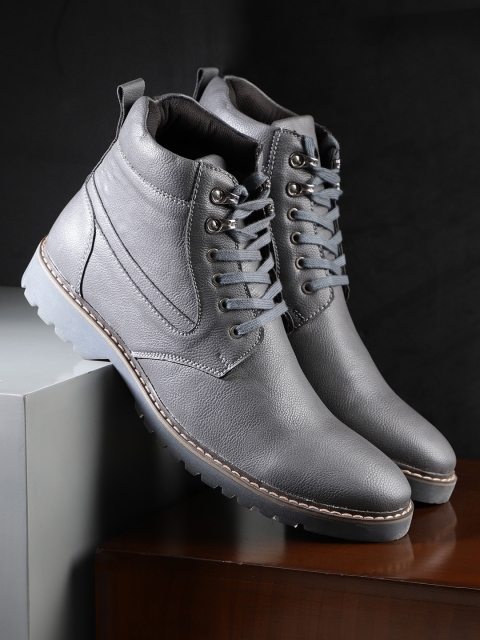 

Roadster Men Grey Solid Solid Mid-Top Flat Boots