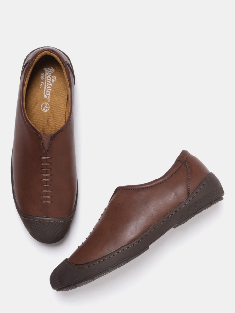 

Roadster Men Brown Slip-On Sneakers