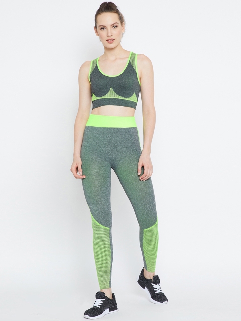 

Camey Women Green & Grey Printed Gym Legging & Bra Set