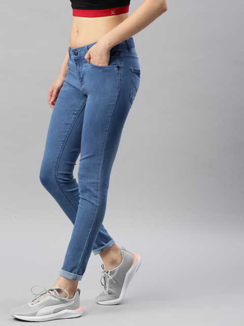 

HRX by Hrithik Roshan Women Blue Skinny Fit Mid-Rise Clean Look Stretchable Jeans