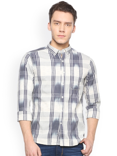 

People Men White & Grey Slim Fit Checked Casual Shirt