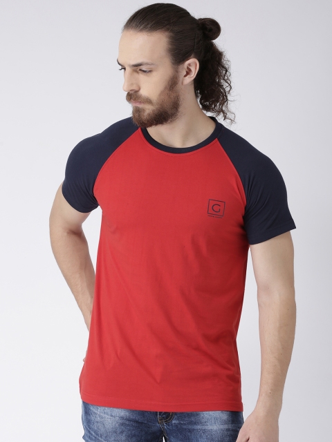 

GRIFFEL Men Red Solid Round Neck T-shirt