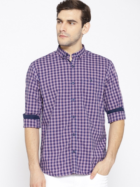 

Park Avenue Men Blue & Peach-Coloured Slim Fit Checked Casual Shirt