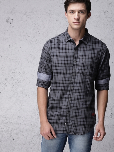 

Ecko Unltd Men Black & Grey Slim Fit Checked Casual Shirt