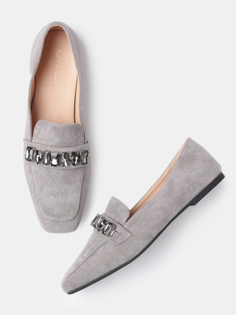 

Mast & Harbour Women Grey Solid Suede Ballerinas