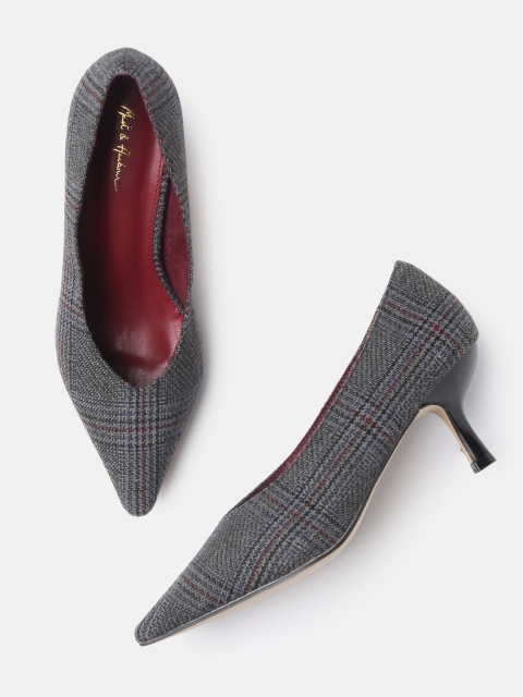 

Mast & Harbour Women Grey Woven Design Pumps