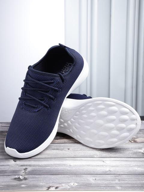 

Crew STREET Men Navy Blue Sneakers