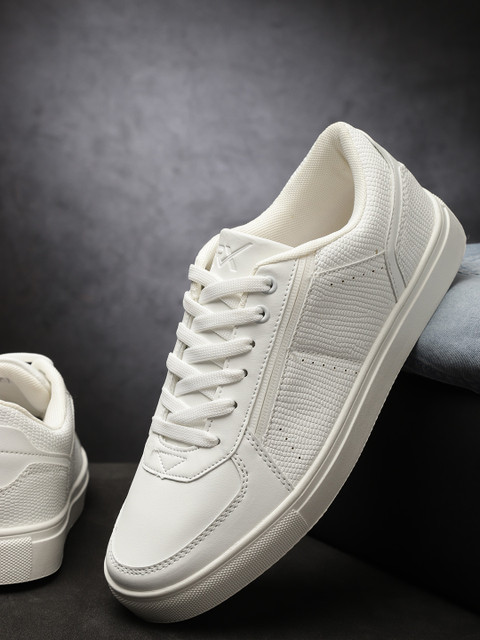 

HRX by Hrithik Roshan Men White Fly Sneakers