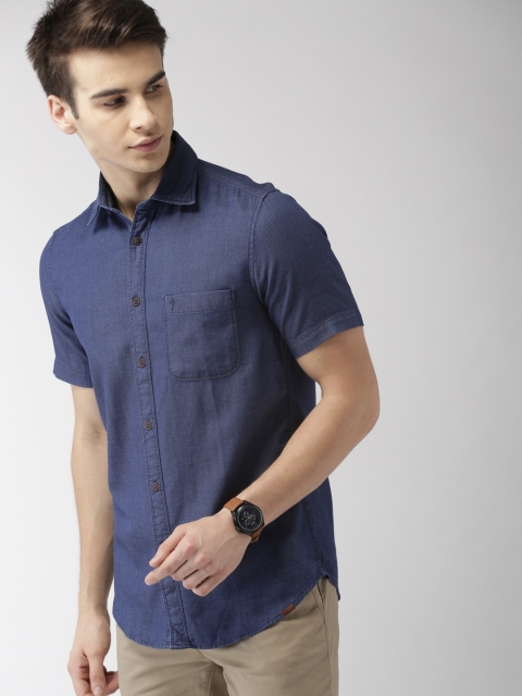 

Indian Terrain Men Blue Slim Fit Solid Casual Shirt