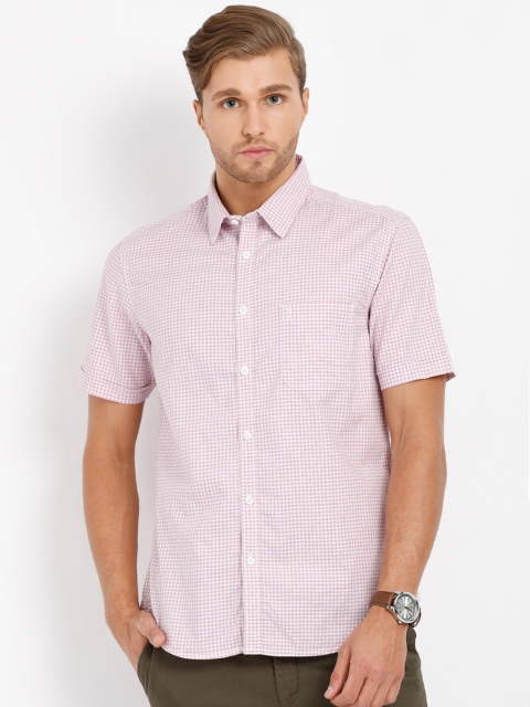 

Indian Terrain Men Pink Regular Fit Checked Casual Shirt