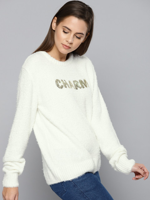 

Chemistry Women Off-White Embellished Pullover Sweater