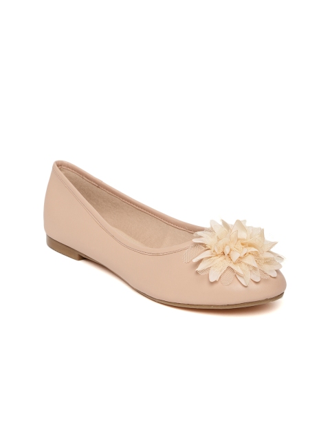 

Carlton London Women Nude-Coloured Solid Ballerinas