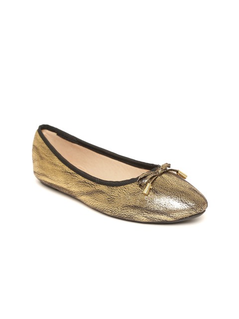 

Carlton London Women Gold-Toned Shimmer Ballerinas