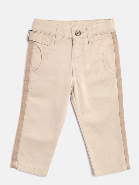 

United Colors of Benetton Boys Beige Regular Fit Solid Regular Trousers
